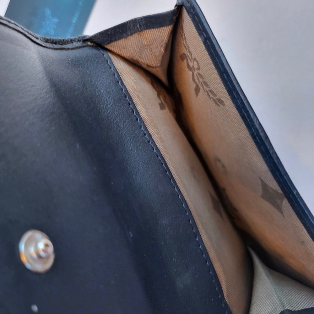 Authentic Mcm Wallet - Picture 9 of 11